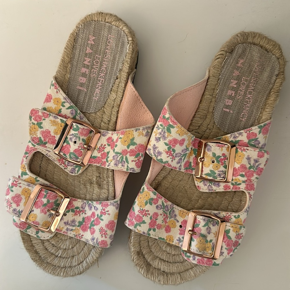 Maneb X Loveshackfancy Slides - image 3